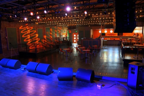 Saturn set up for a private event — photo 3 of 9